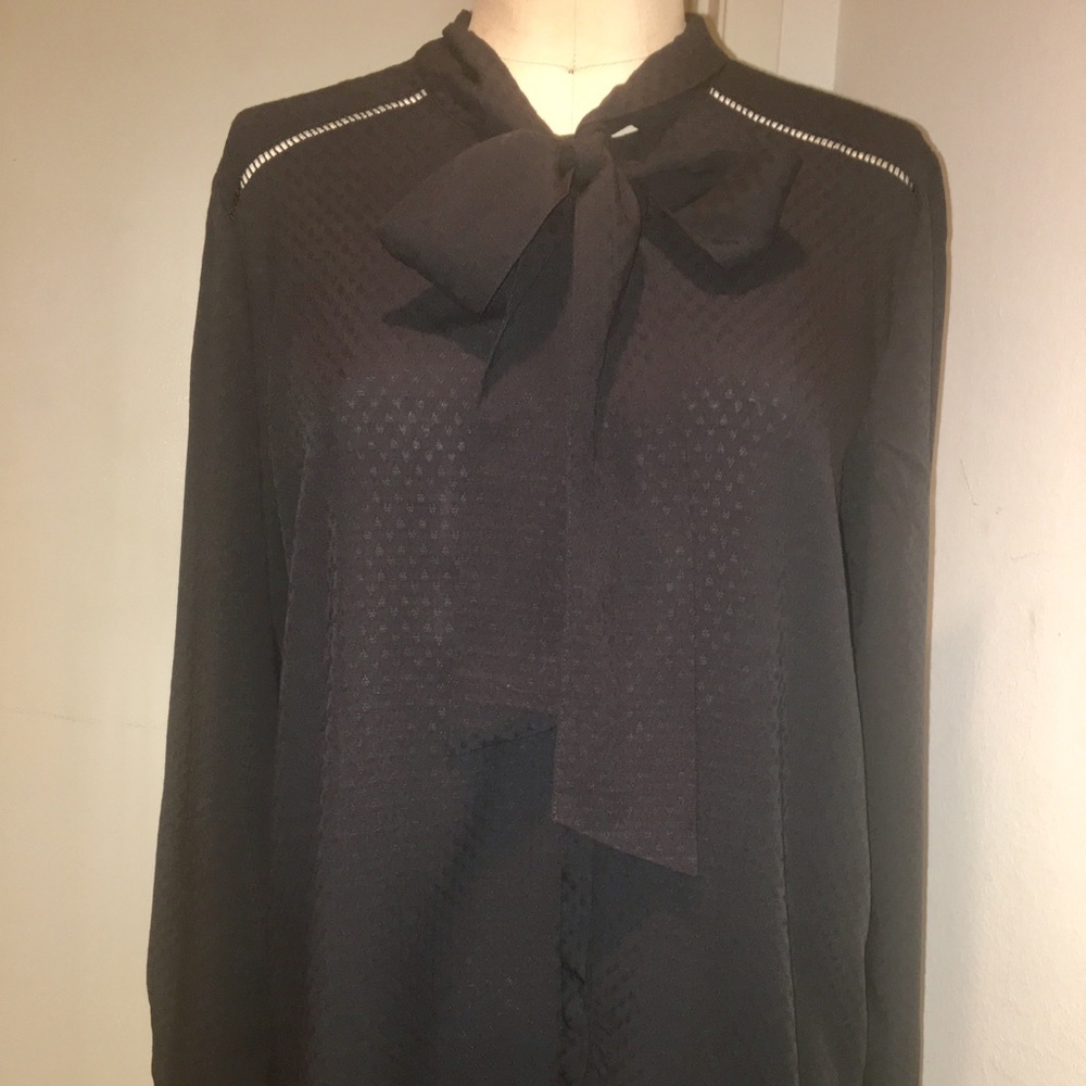 Banana Republic Bow Blouse sz M